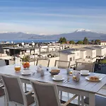 Perla Garda Lake Apartment With Pool